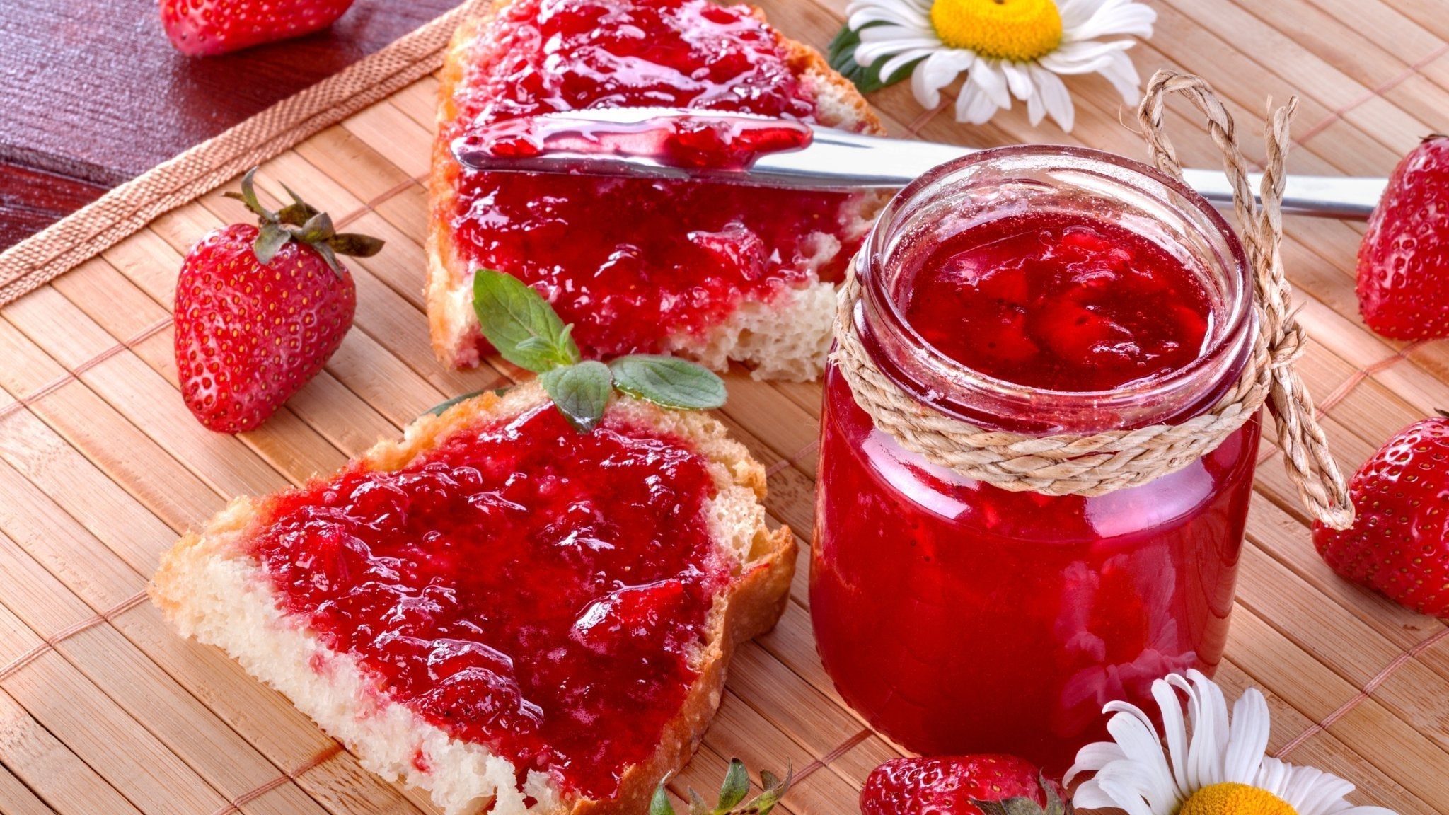Delicious Jam Hampers: The Perfect Gift for Foodies and Breakfast Lovers - nibula