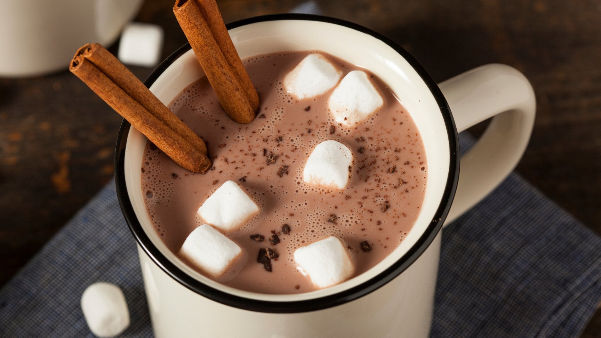 The Perfect Hot Chocolate Gift: Indulge in a Cup of Warm Delight - nibula