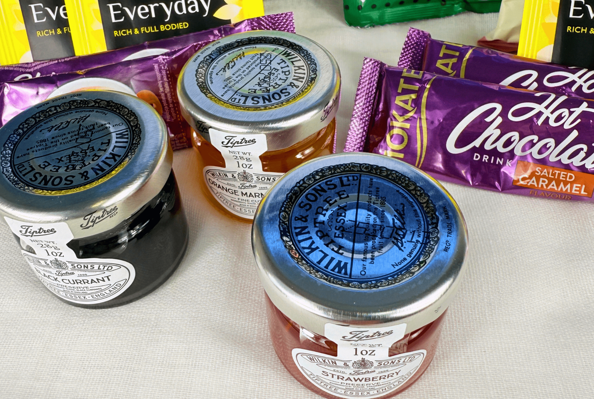 Afternoon Tea Valentines Hamper - nibula