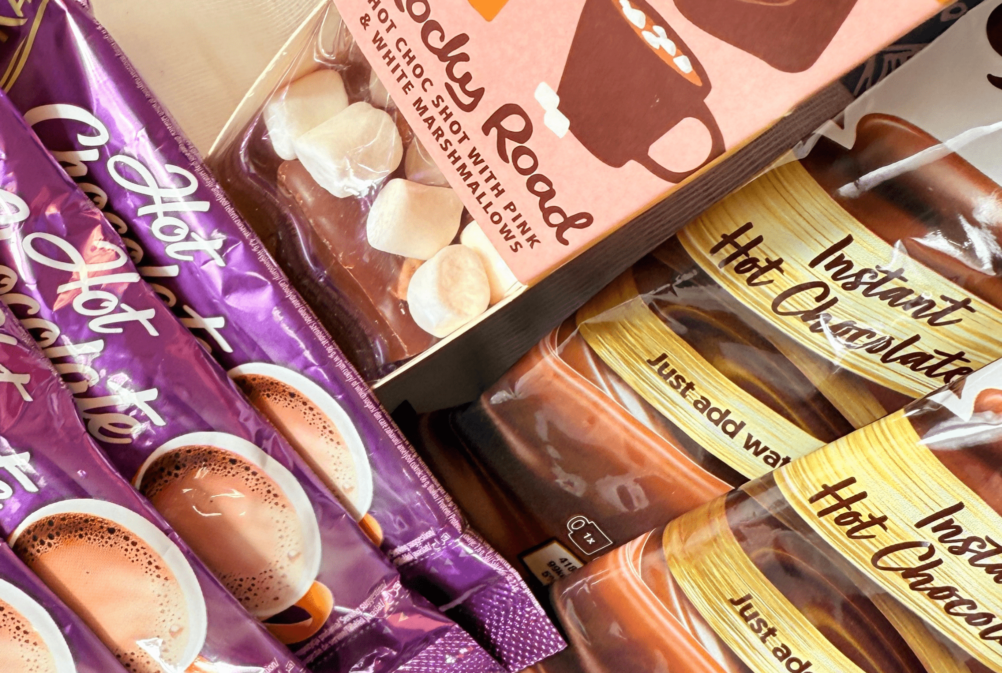 Christmas Hot Chocolate and Marshmallow - nibula