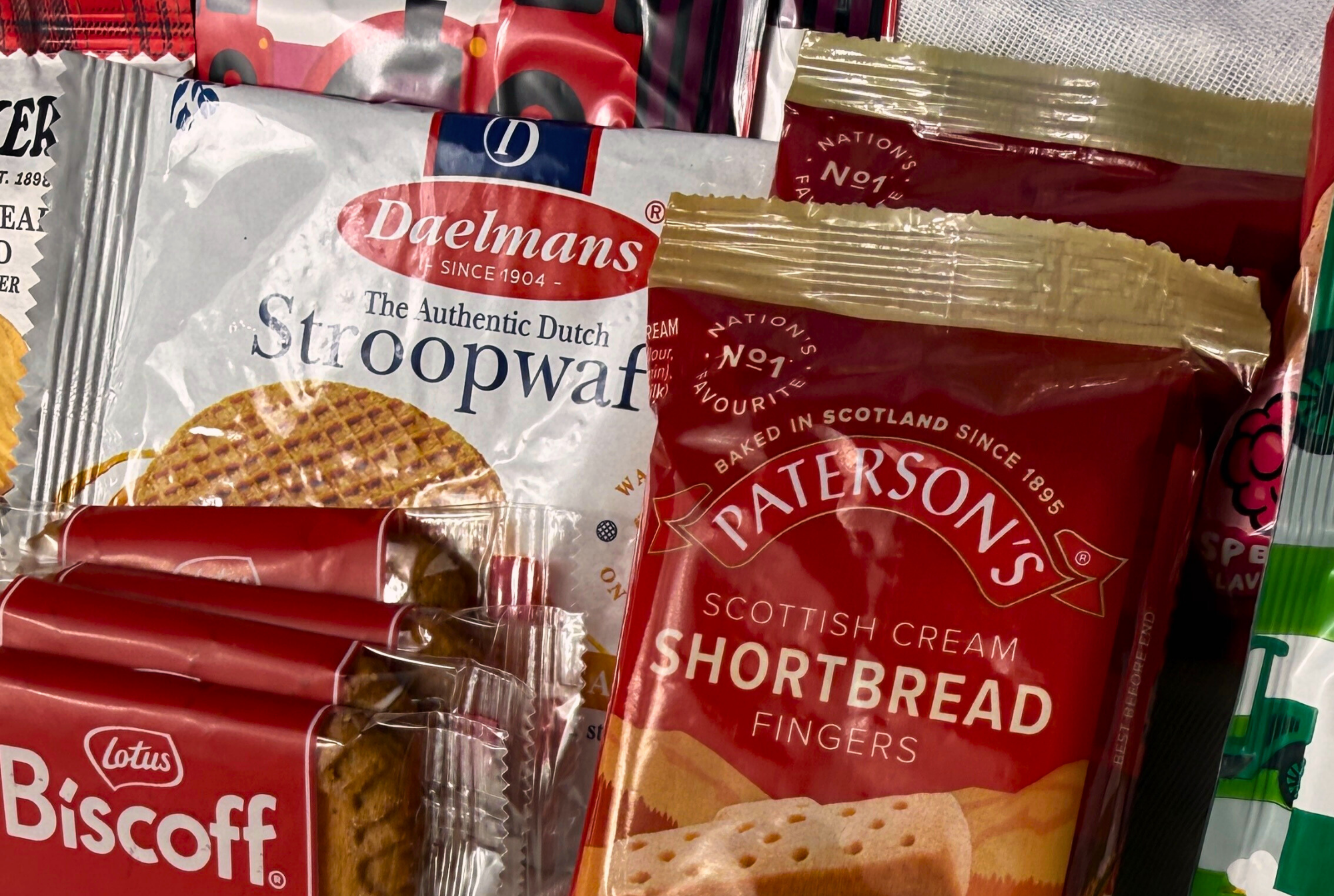 Coffee and Biscuits Gift Hamper - nibula