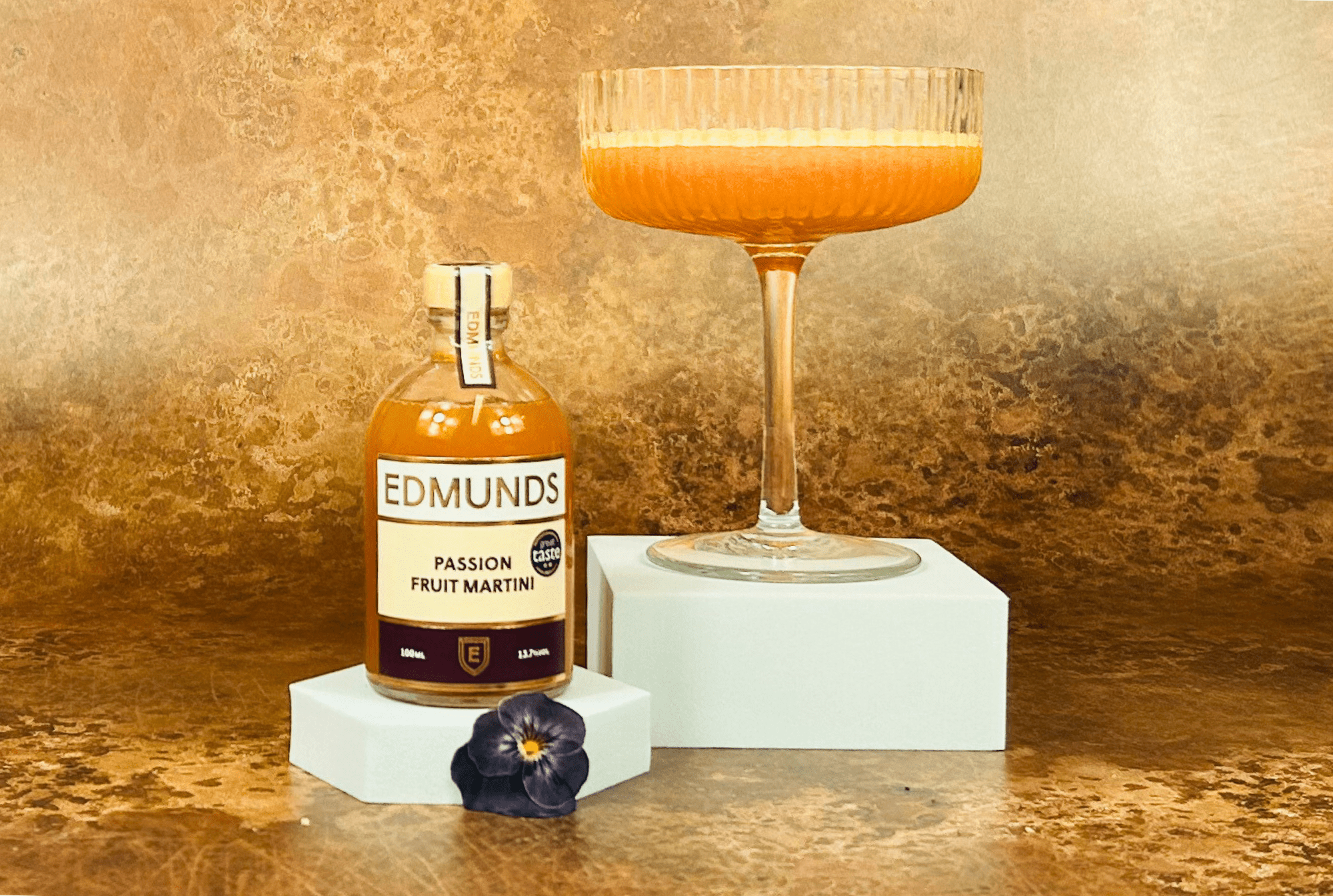 Passion Fruit Martini Cocktail Hamper - nibula