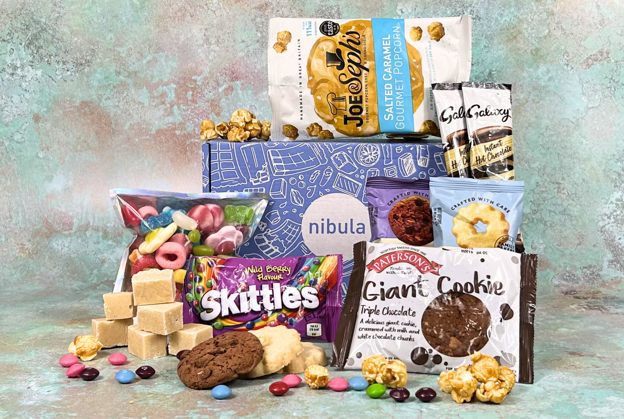 Classic Treats Gift Hamper - nibula